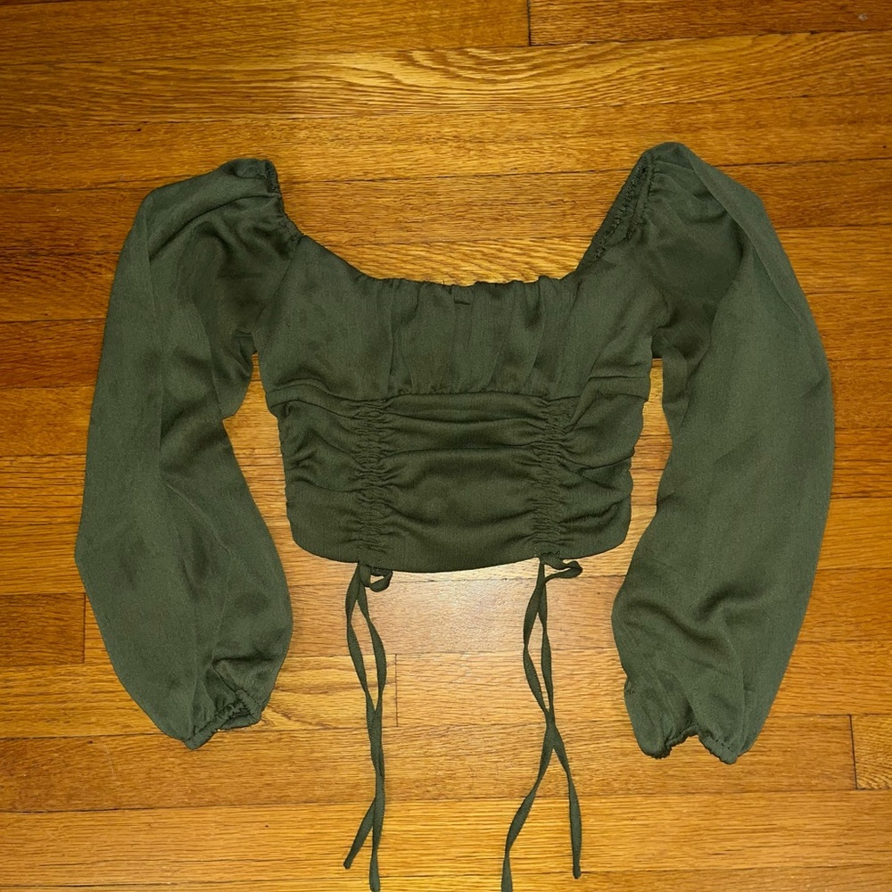 Green Long Sleeve Cropped Blouse